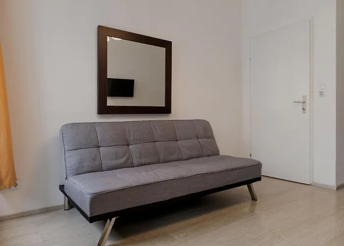 Affordable 2br Next To Rennweg & Belvedere